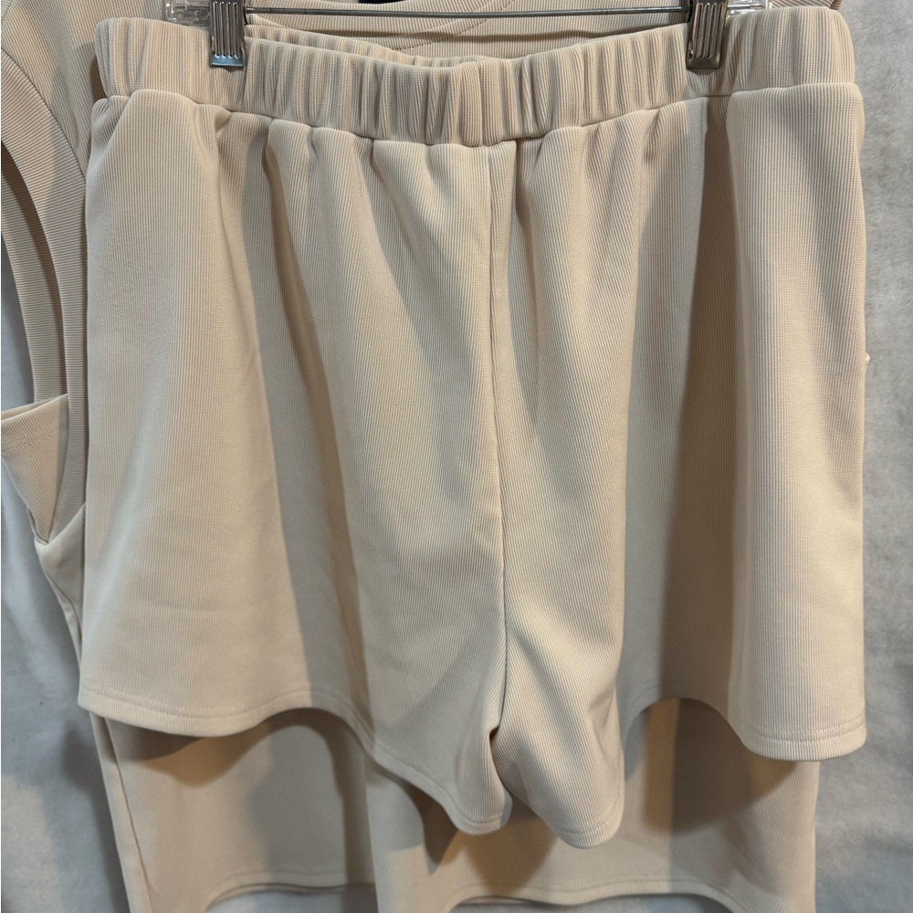 SET: Sleeveless Cream Top and Shorts
